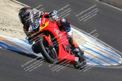 media/Sep-07-2025-CRA (Sun) [[6d6582c22b]]/Race 10/
